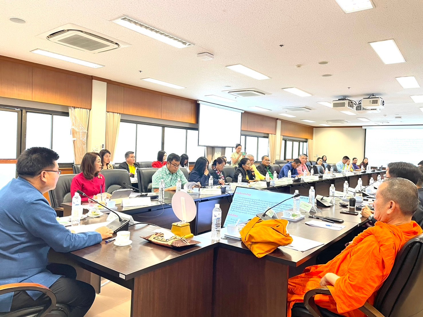 title - ส.ป.ก.ลำพูน จัดการประชุมคณะกรรมการปฏิรูปที่ดินจังหวัดลำพูน(คปจ.ลำพูน)ครั้งที่1/25668 เพื่อนำเสนอแผนงานและผลการดำเนินงานจัดที่ดินและพัฒนาเกษตรกรของส.ป.ก.ลำพูนปีงบประมาณพ.ศ.2568 